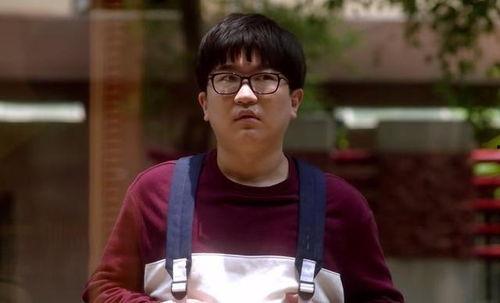 娱乐吃瓜男主角,揭秘吃瓜男主角背后的故事