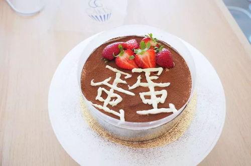 娱乐吃瓜酱第一块蛋糕,第一块蛋糕背后的故事与惊喜